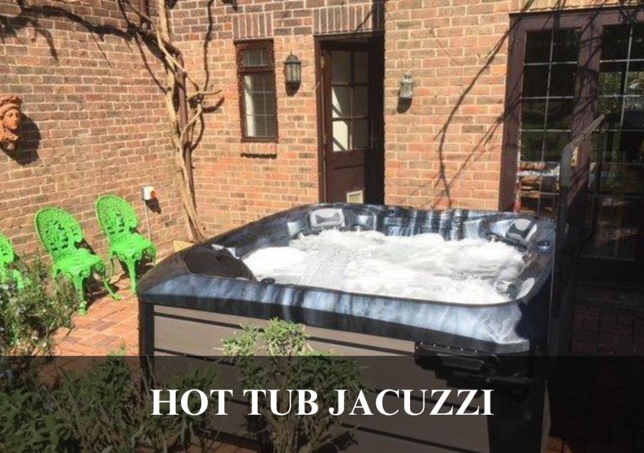 The Fortis House, Bournemouth, With Swimming Pool And Hot Tub Jacuzzi Exterior photo